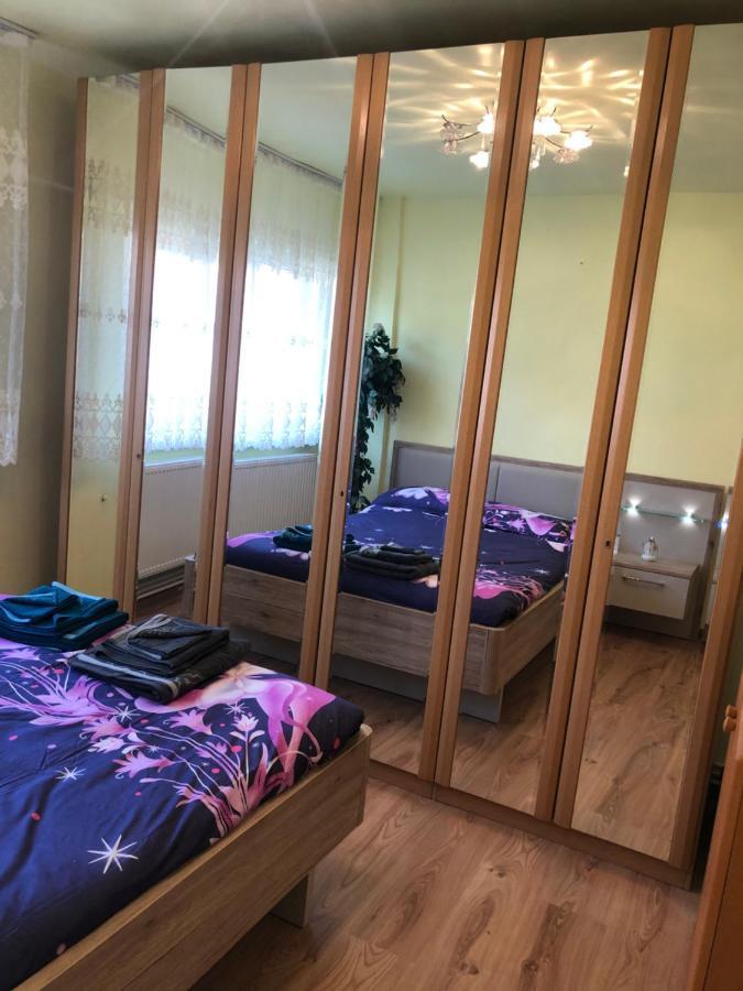 La Symo Apartament Straja Lupeni Lupeni  Buitenkant foto